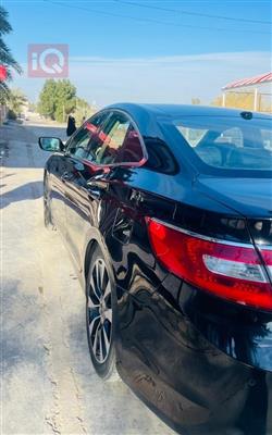 هيونداي أزيرا